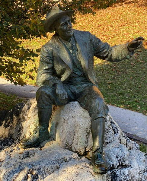 St. Ulrich, Luis Trenker-Denkmal St. Ulrich, Luis Trenker-Denkmal