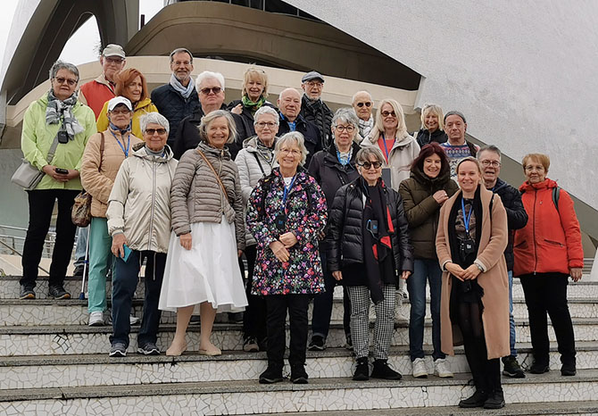Valencia, Gruppenfoto vor dem Opernhaus