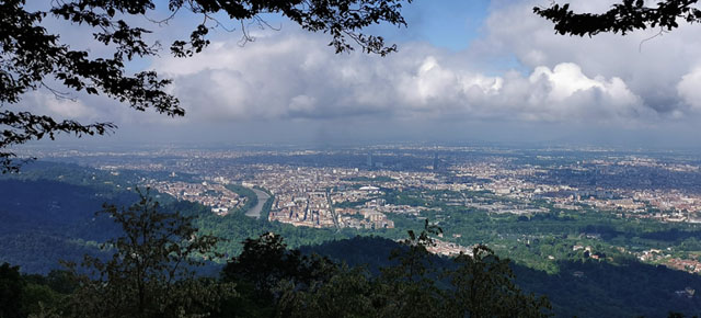 Blick auf Turin von Superga